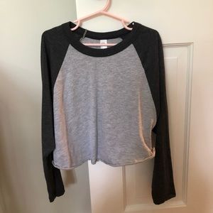 NEVER worn cropped long sleeve top